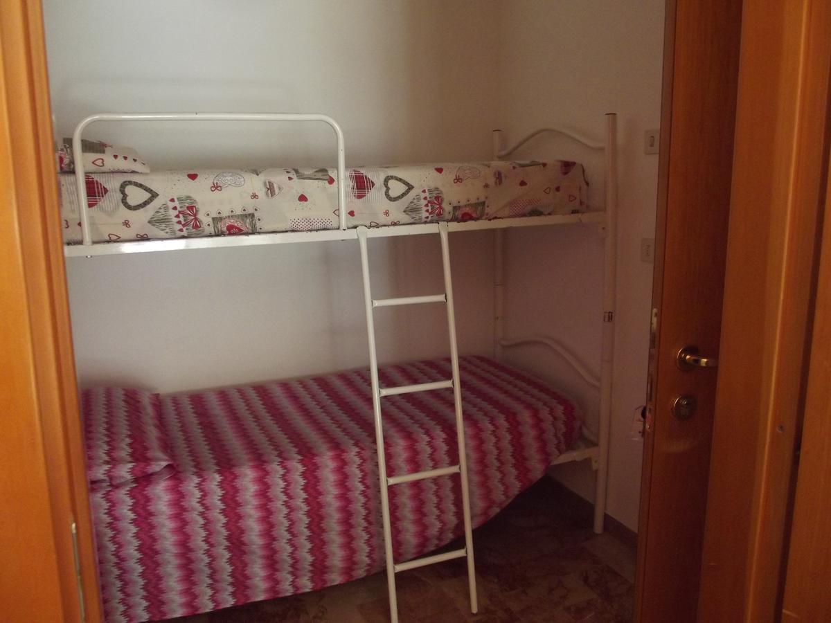 Hotel Sabbia D'Oro Pineto Eksteriør billede